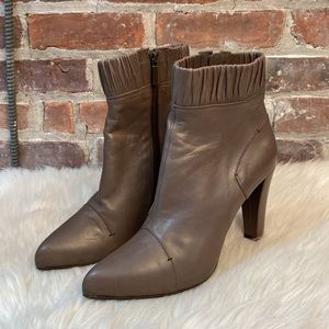 The Seller Gray Italian Leather Boots, Size 41